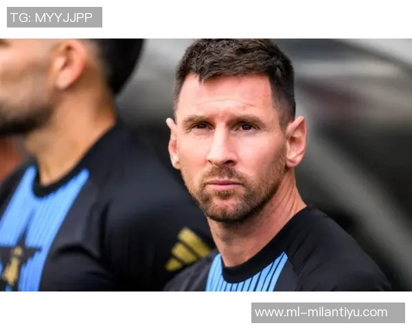 梅西在社交媒体分享照片宣布前往阿根廷国家队报到的喜悦心情